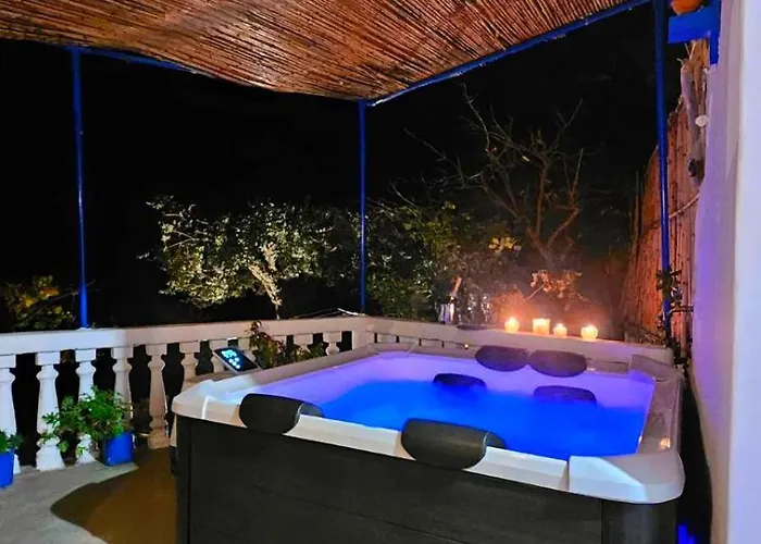 بيت للعطل Aegean Serenity - Sea View Retreat أرخانجلوس