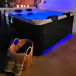 Aegean Serenity - Sea View Retreat 阿彻奇洛斯
