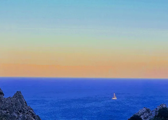 Aegean Serenity - Sea View Retreat